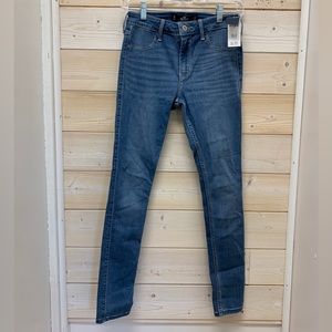 NWT Hollister Mid-Rise Jean Jegging Advanced Stretch